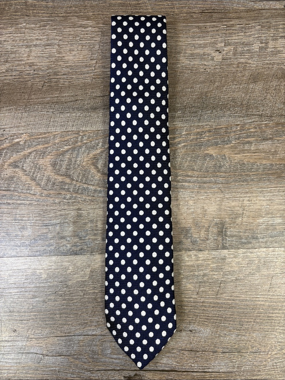 Charles Tyrwhitt Handmade in England 100% Silk Navy Polka Dot Men’s Tie